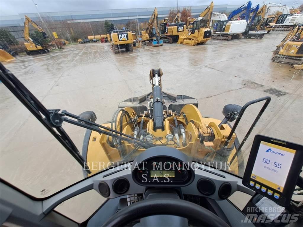 CAT 926M Chargeuse sur pneus