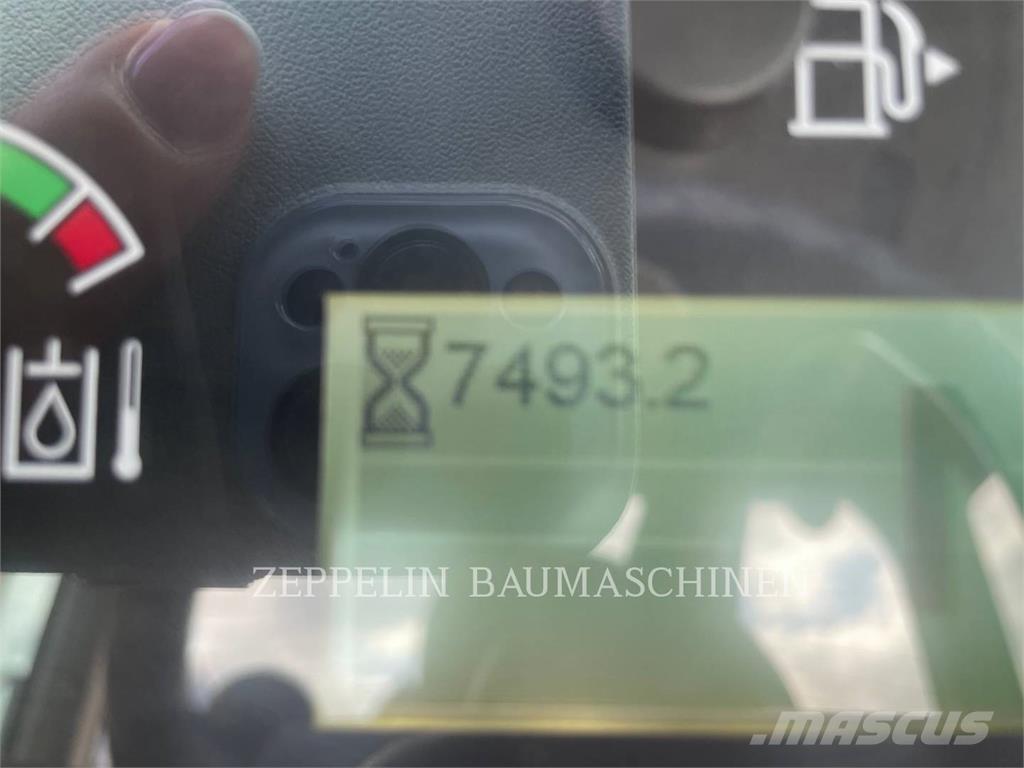 CAT 926M Chargeuse sur pneus