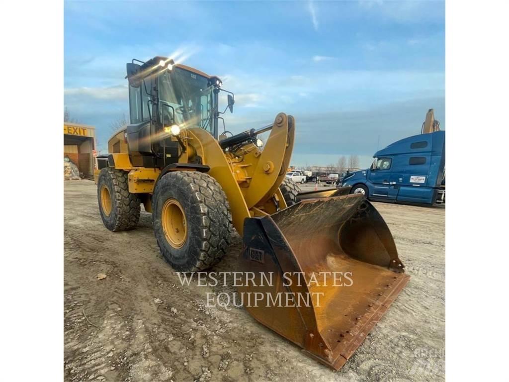 CAT 926M Chargeuse sur pneus