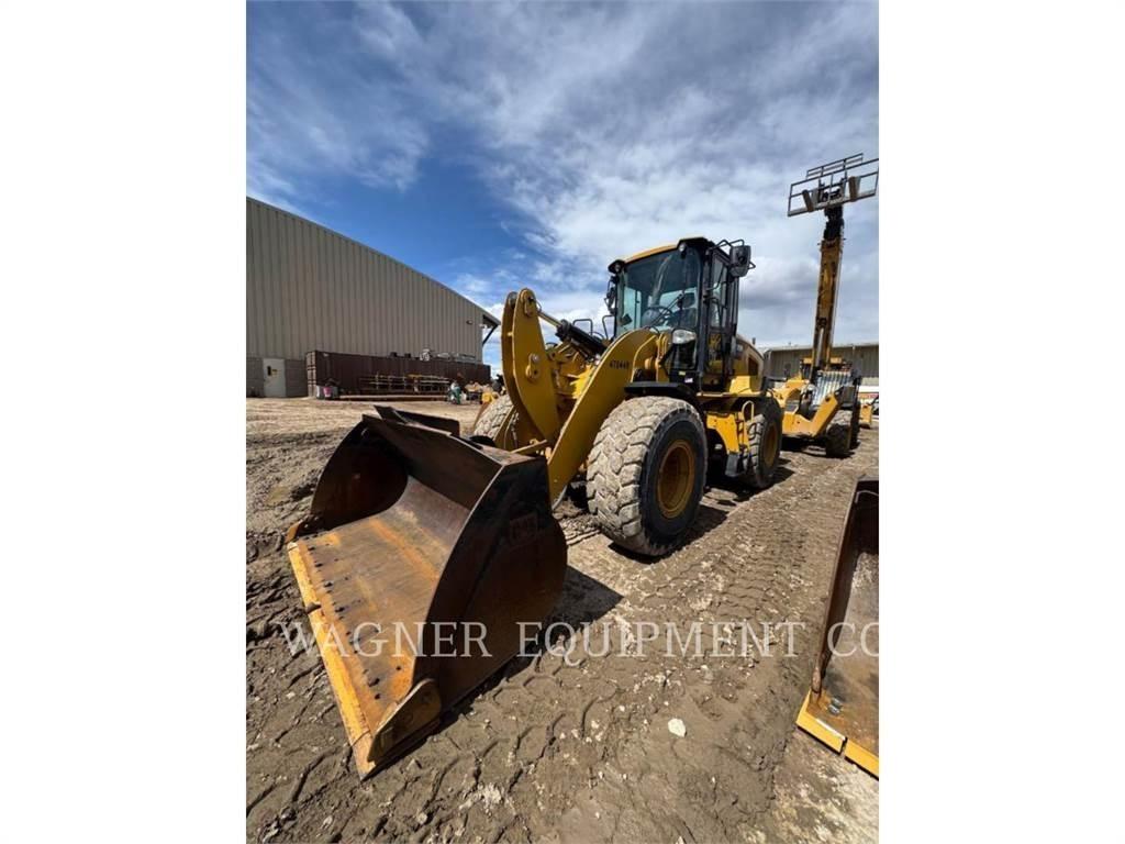 CAT 926M Chargeuse sur pneus