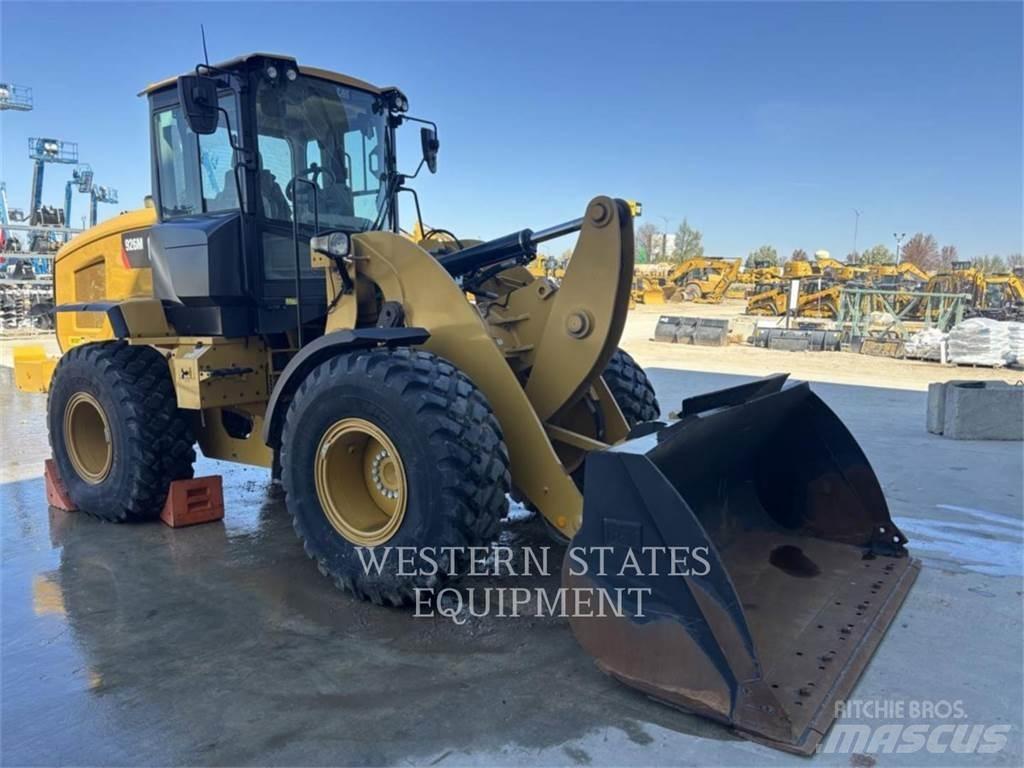 CAT 926M Chargeuse sur pneus