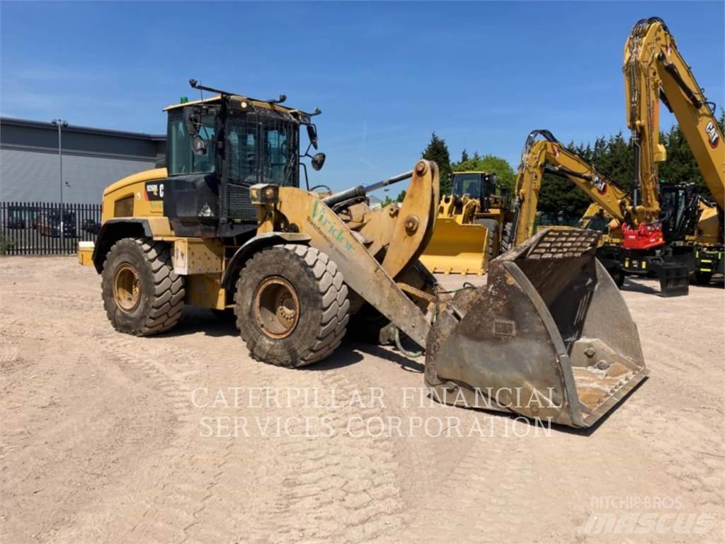 CAT 926M Chargeuse sur pneus