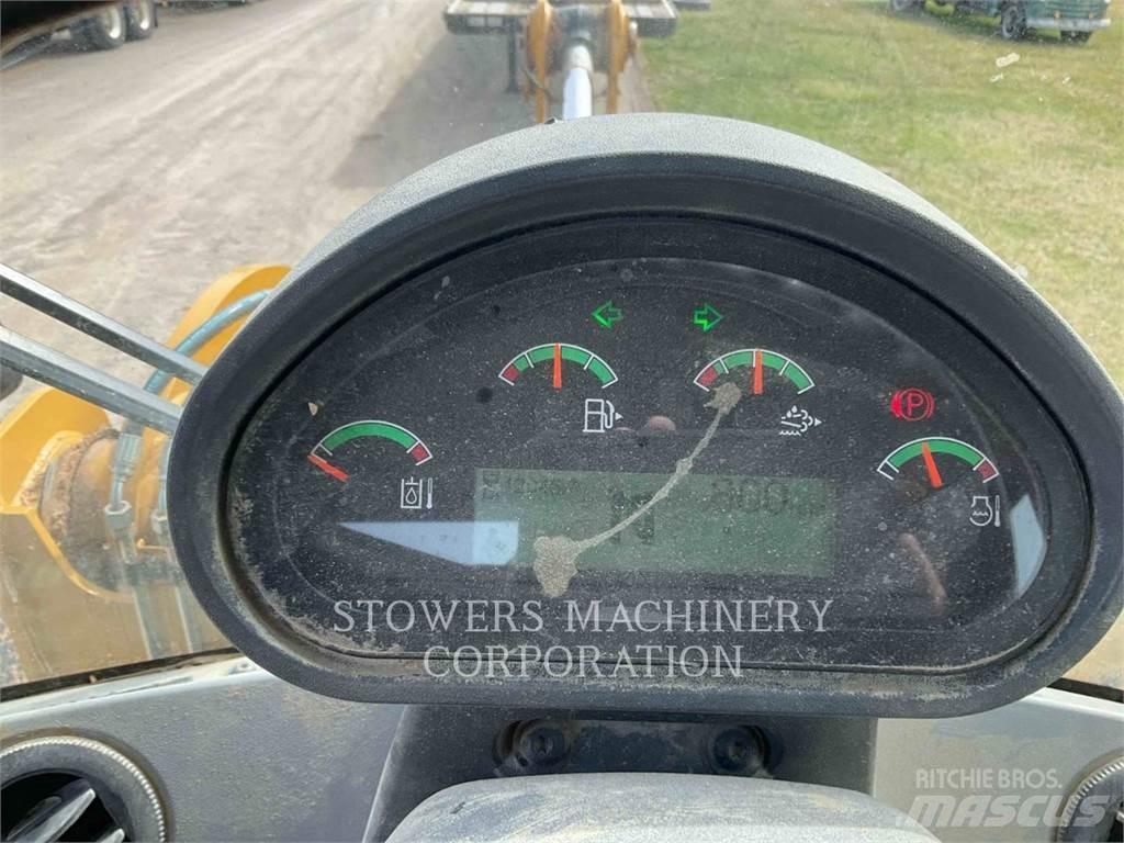 CAT 926M Chargeuse sur pneus