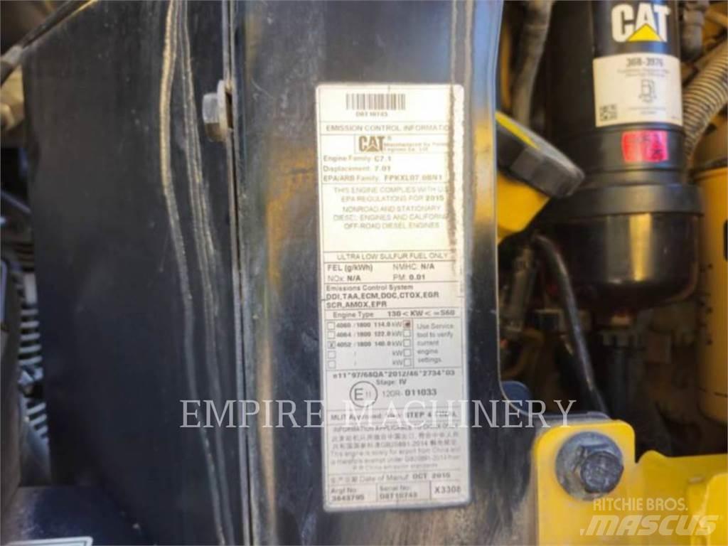 CAT 926M Chargeuse sur pneus