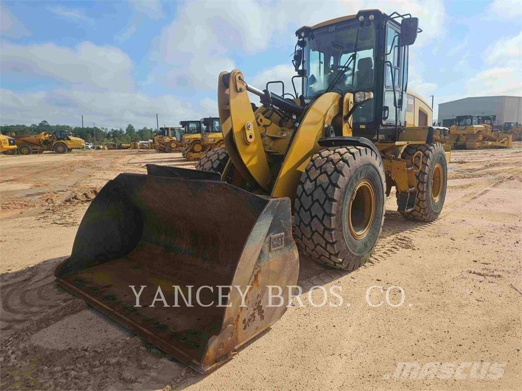 CAT 926M Chargeuse sur pneus