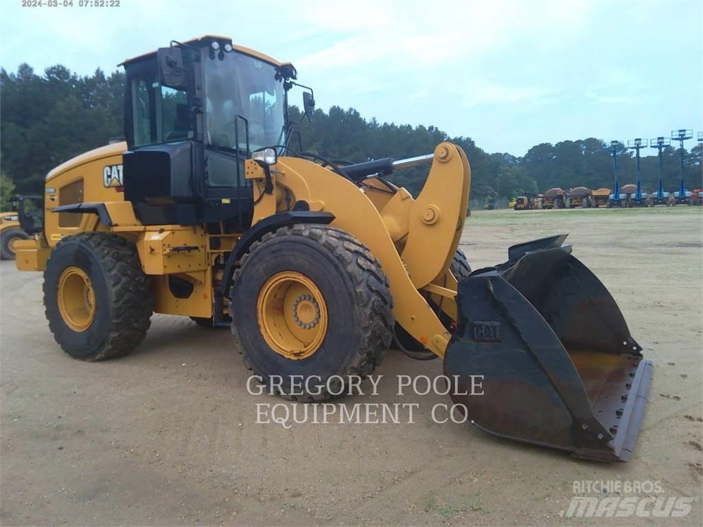 CAT 926M Chargeuse sur pneus