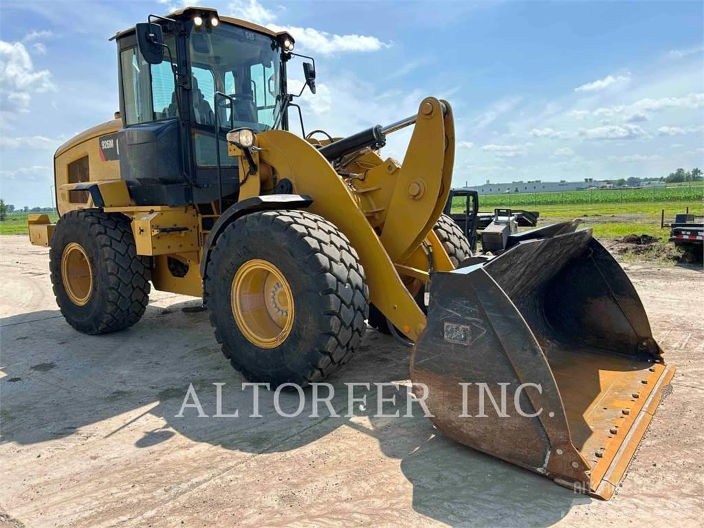 CAT 926M Chargeuse sur pneus