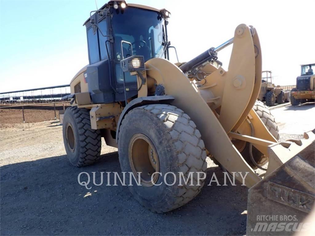 CAT 926M Chargeuse sur pneus