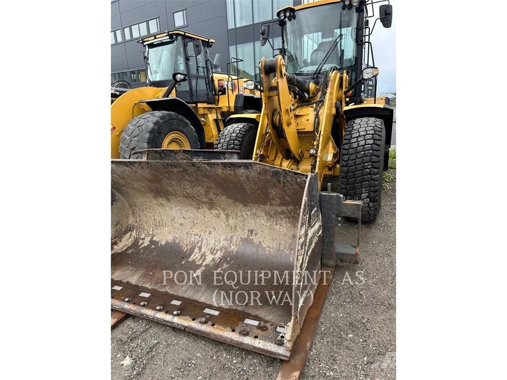 CAT 926M Chargeuse sur pneus