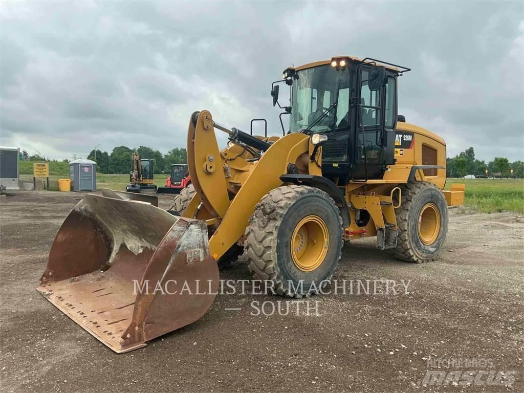 CAT 926M Chargeuse sur pneus