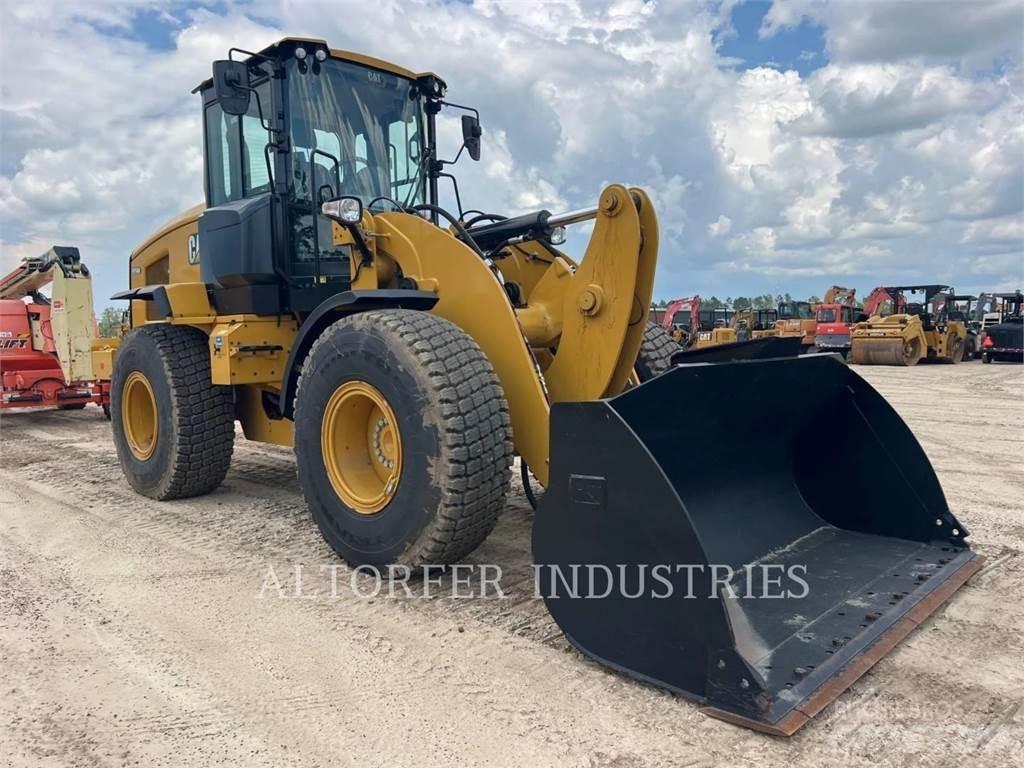 CAT 926M Chargeuse sur pneus