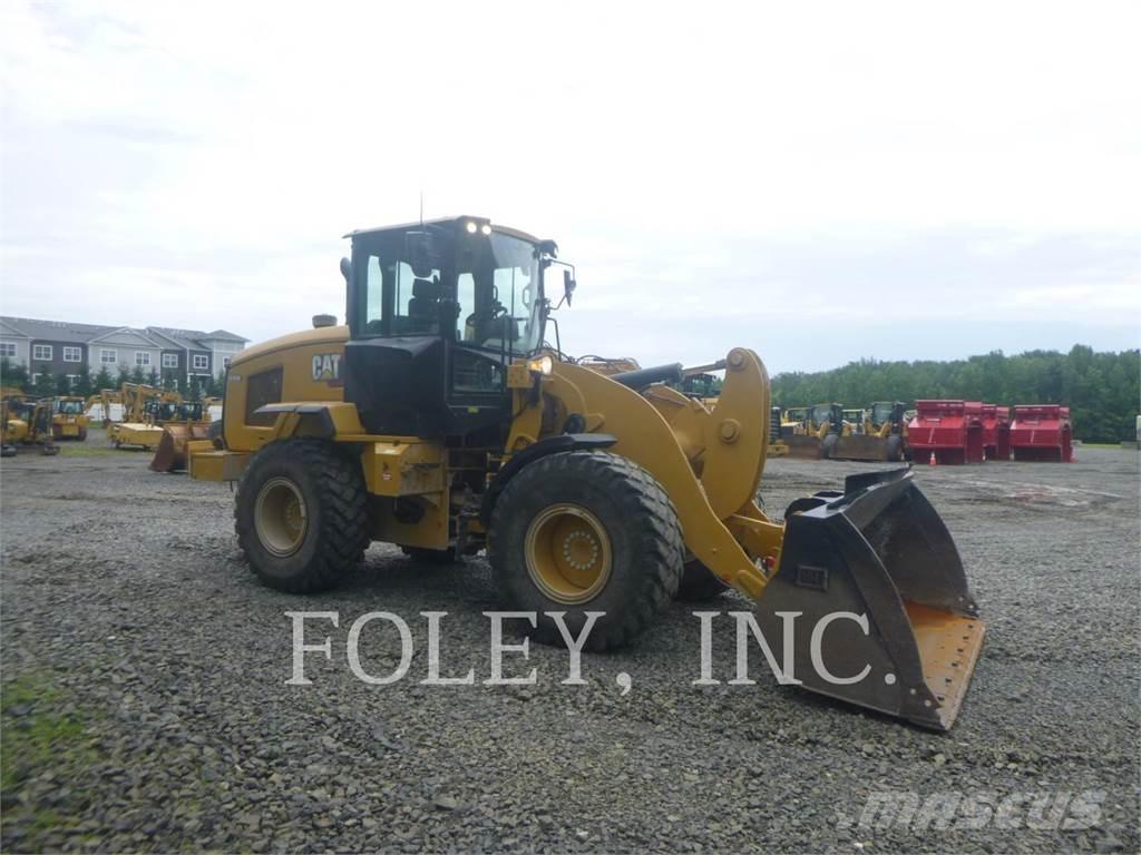 CAT 926M Chargeuse sur pneus