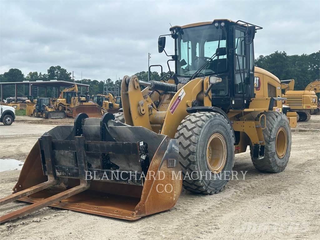 CAT 926M Chargeuse sur pneus
