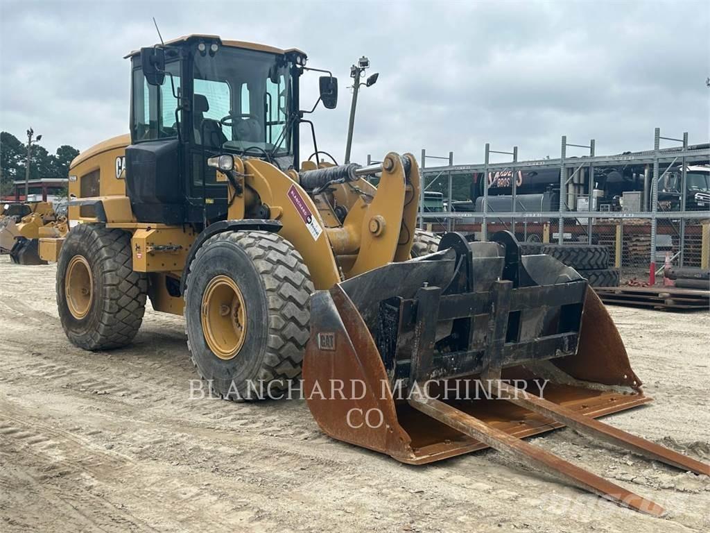 CAT 926M Chargeuse sur pneus