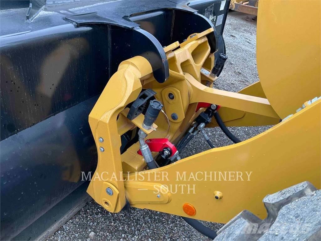 CAT 926M Chargeuse sur pneus