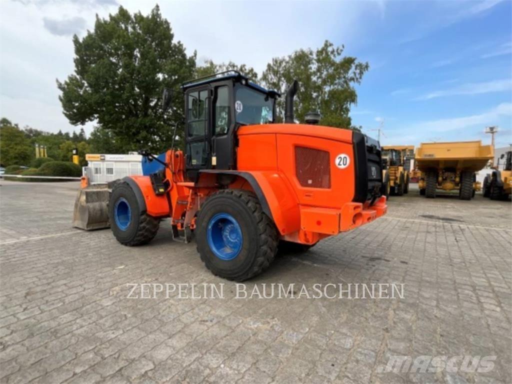 CAT 926M Chargeuse sur pneus