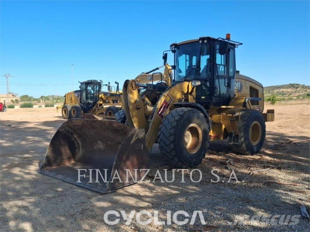 CAT 926M Chargeuse sur pneus