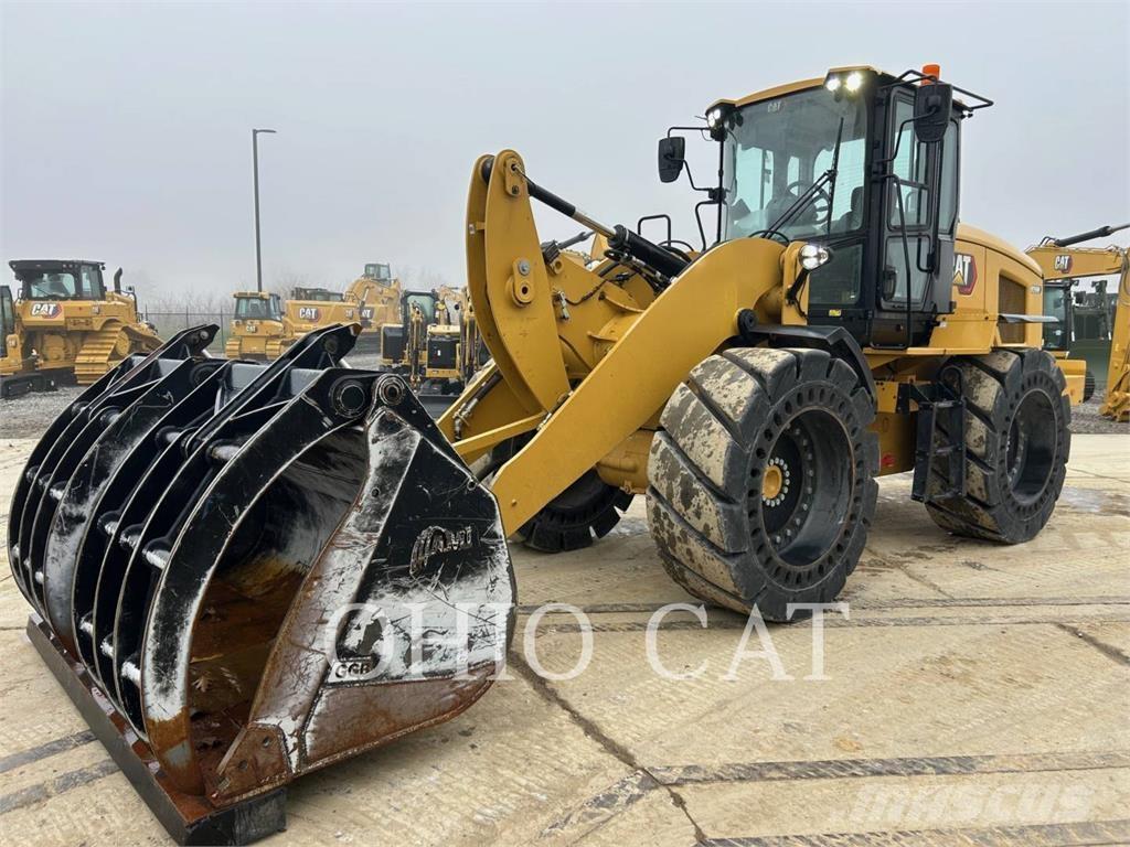 CAT 926M Chargeuse sur pneus