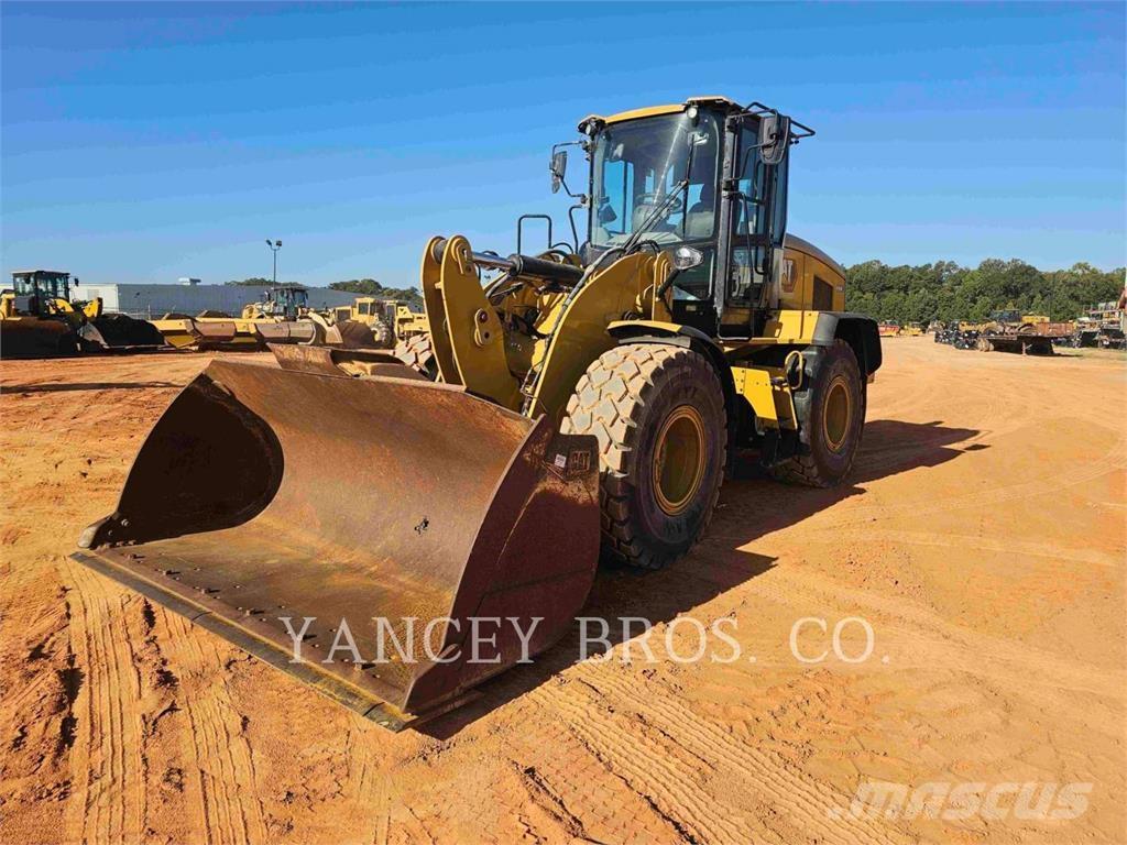 CAT 926M Chargeuse sur pneus