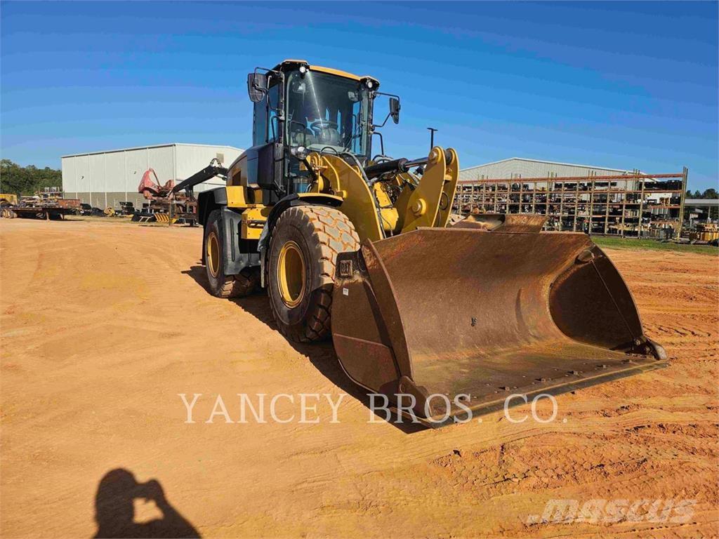 CAT 926M Chargeuse sur pneus