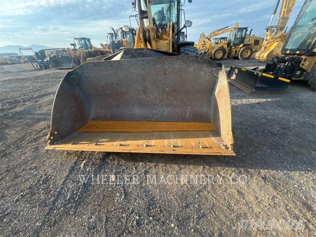CAT 926M HL QC Chargeuse sur pneus