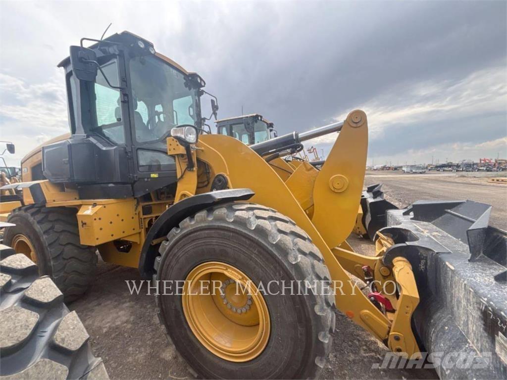 CAT 930 QC Chargeuse sur pneus
