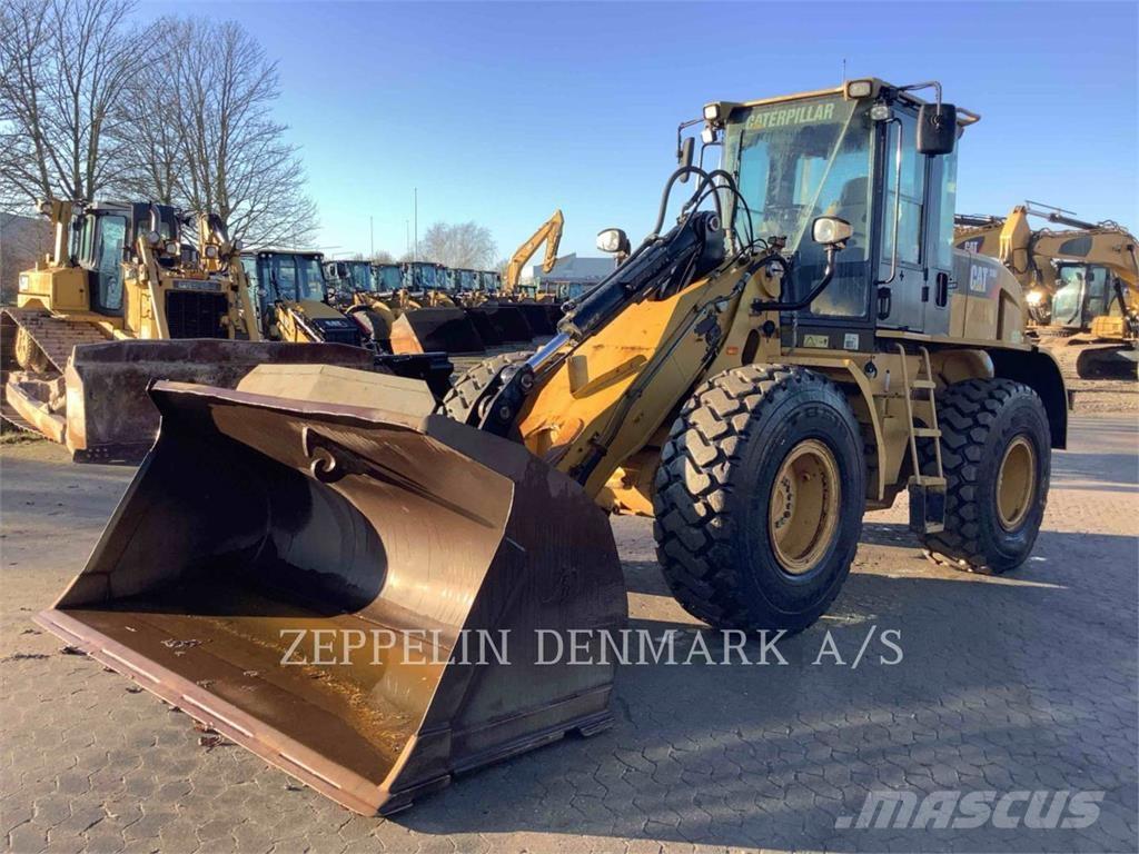 CAT 930H Chargeuse sur pneus