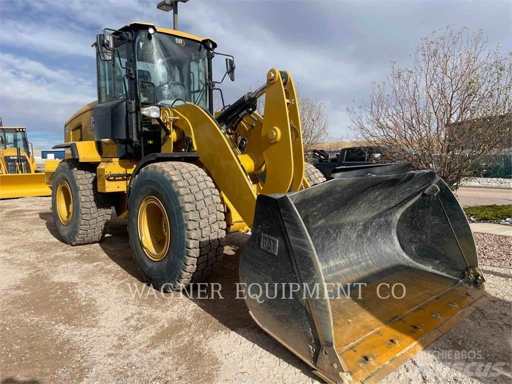 CAT 930M Chargeuse sur pneus