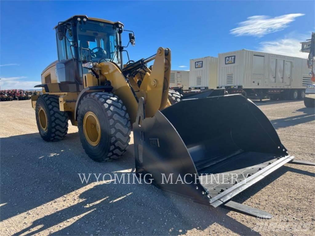 CAT 930M Chargeuse sur pneus