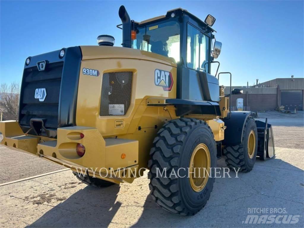 CAT 930M Chargeuse sur pneus