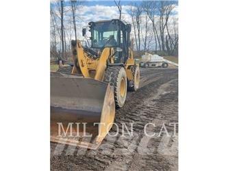 CAT 930M Chargeuse sur pneus
