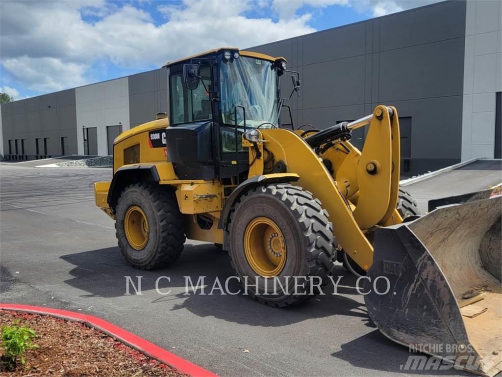 CAT 930M Chargeuse sur pneus