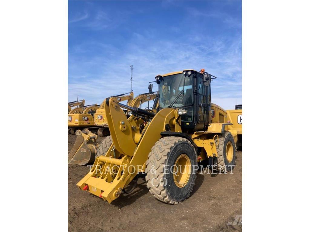 CAT 930M Chargeuse sur pneus