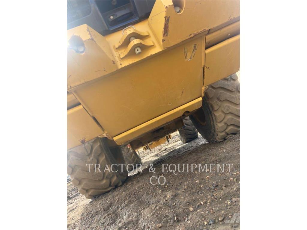 CAT 930M Chargeuse sur pneus