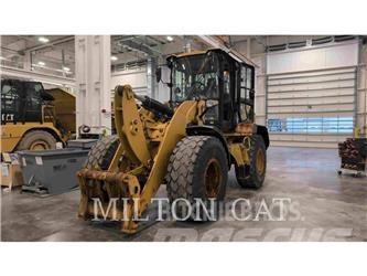 CAT 930M Chargeuse sur pneus