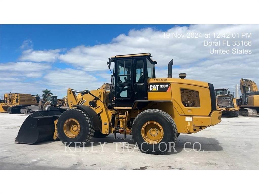 CAT 930M Chargeuse sur pneus
