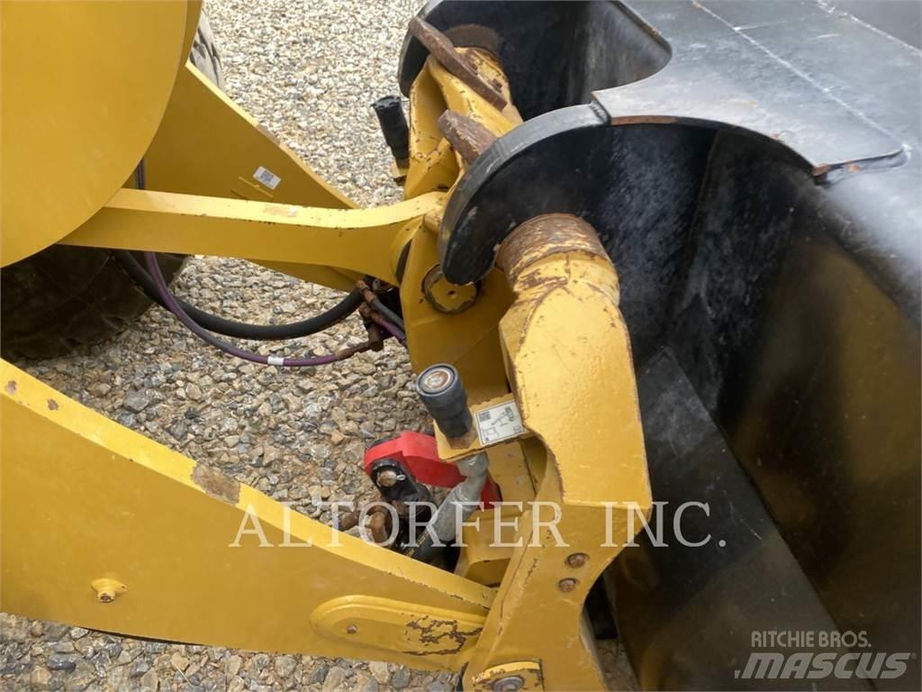 CAT 930M Bouteurs sur chenilles