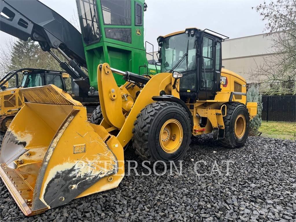 CAT 930M Chargeuse sur pneus