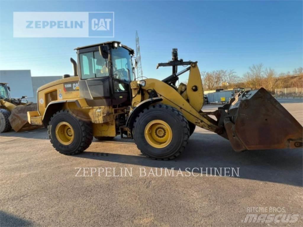 CAT 930M Chargeuse sur pneus