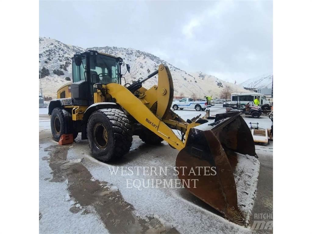 CAT 930M Chargeuse sur pneus
