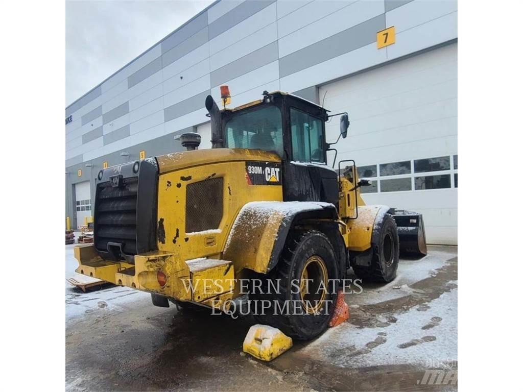 CAT 930M Chargeuse sur pneus