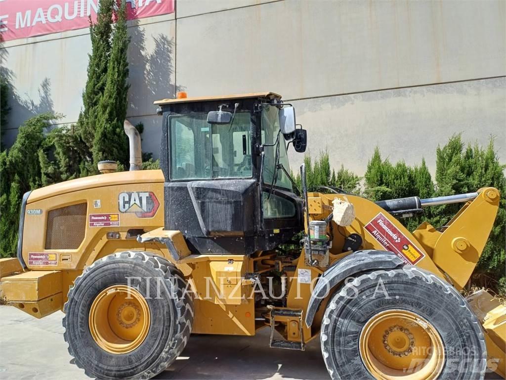 CAT 930M Chargeuse sur pneus