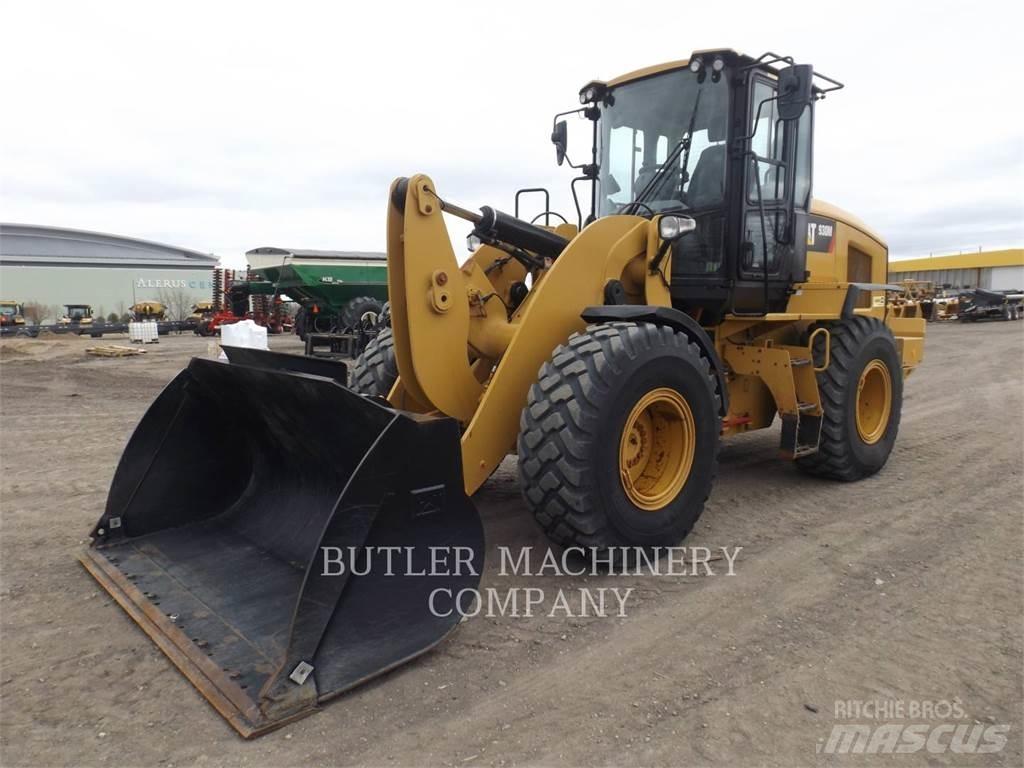 CAT 930M Chargeuse sur pneus