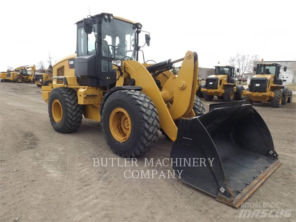 CAT 930M Chargeuse sur pneus