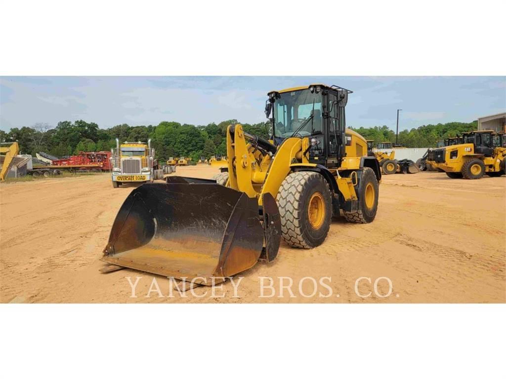 CAT 930M Chargeuse sur pneus