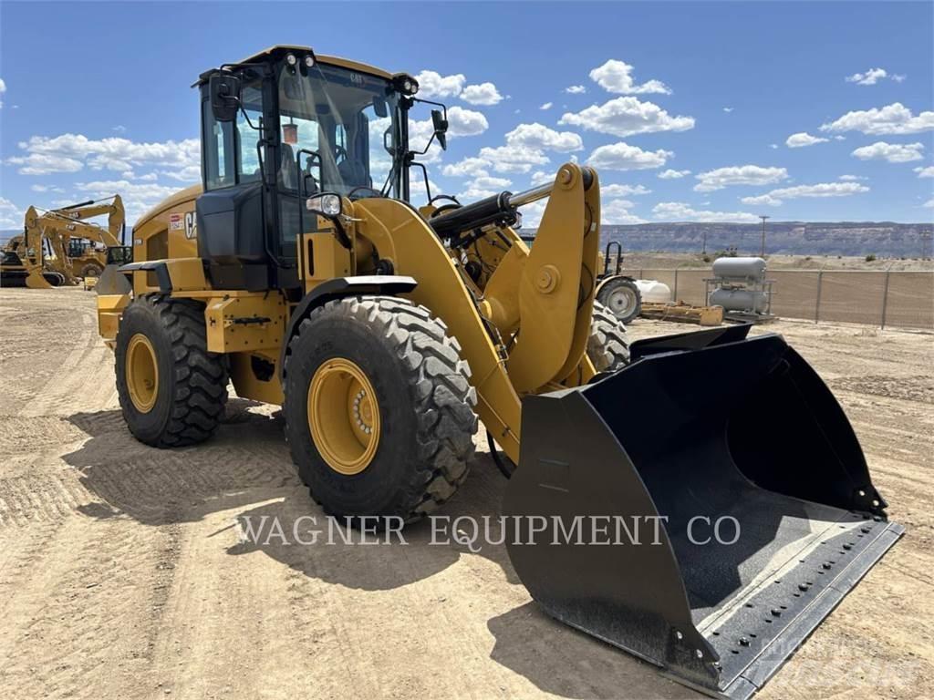 CAT 930M Chargeuse sur pneus
