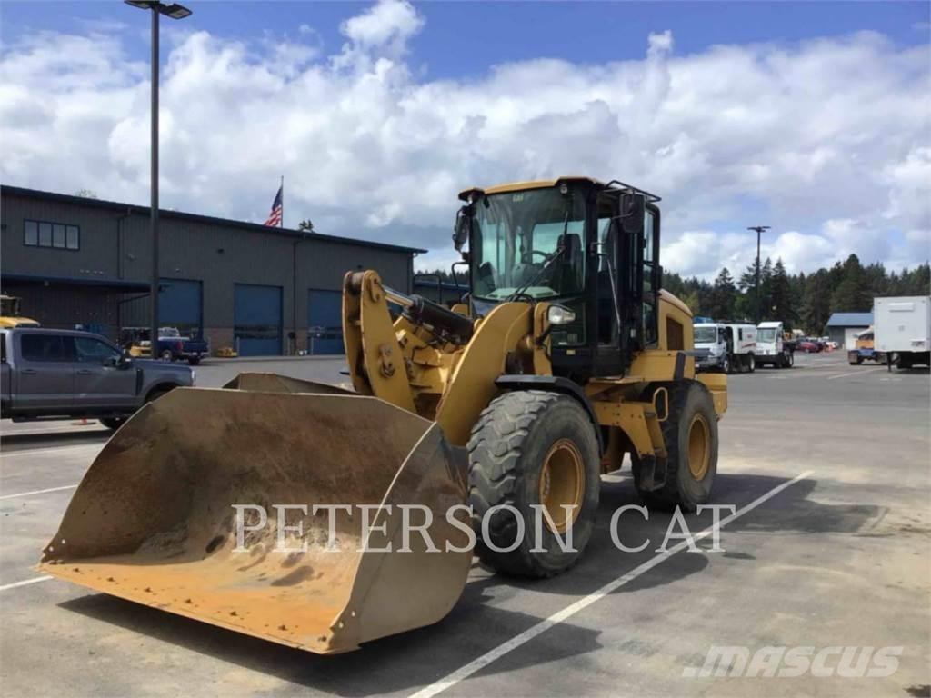 CAT 930M Chargeuse sur pneus