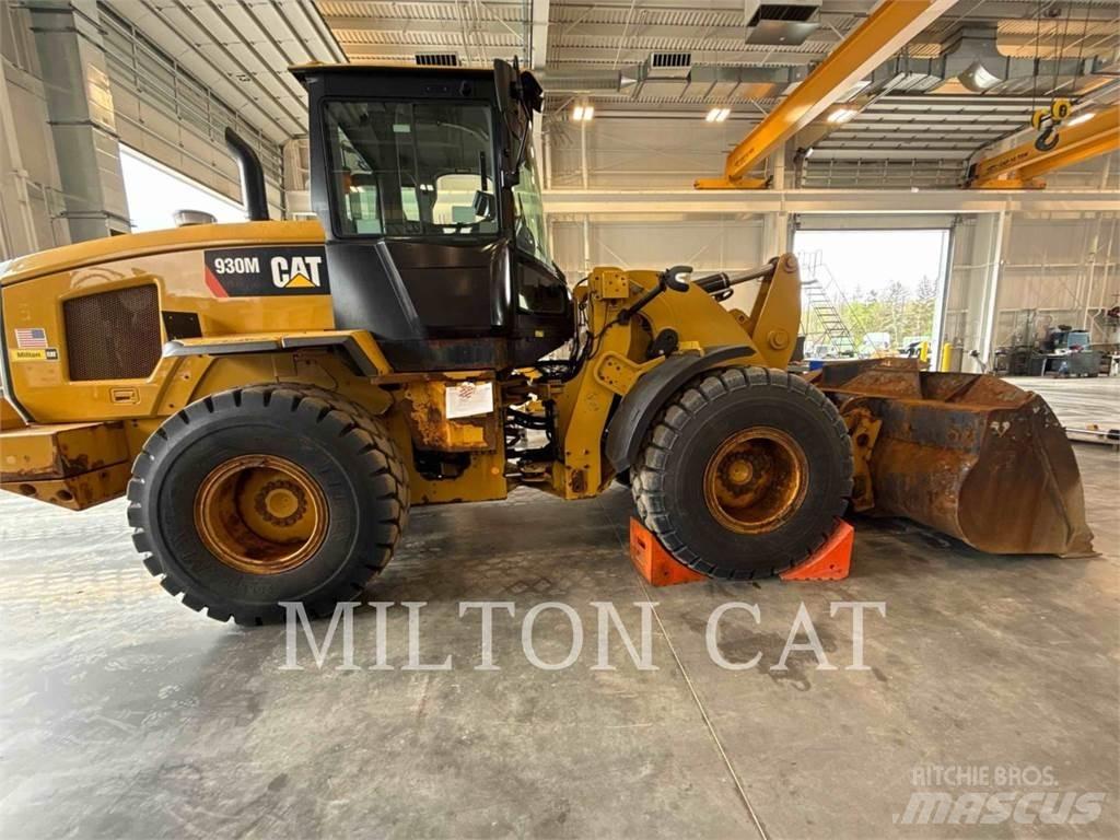 CAT 930M Chargeuse sur pneus