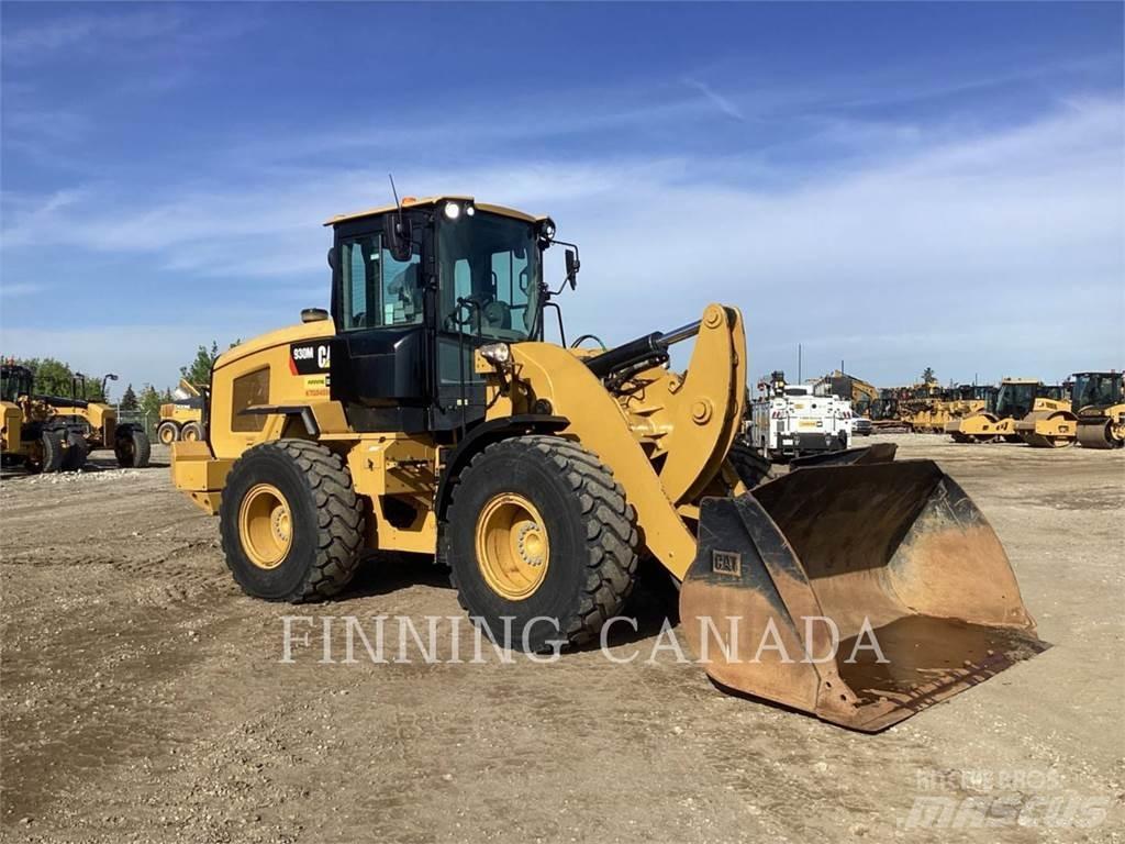 CAT 930M Chargeuse sur pneus