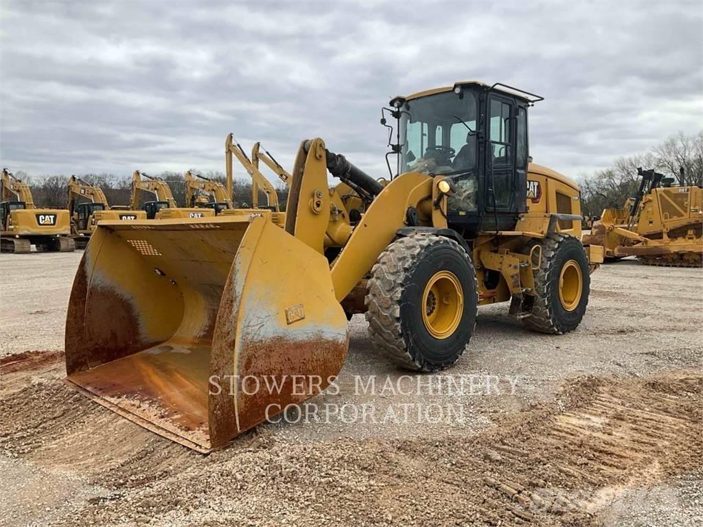 CAT 930M Chargeuse sur pneus